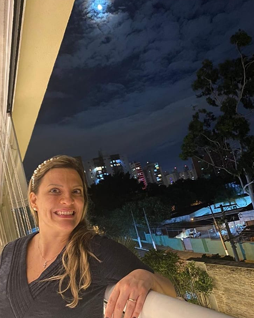 Em memória de Dra. Maristela Cury Muniz